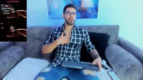 Zarek online show from 10/10/25, 07:35