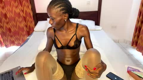 Snapshot of zaria_amara chatting on 07/29/26, 11:19 zaria_amara online show from 07/29/26, 11:19