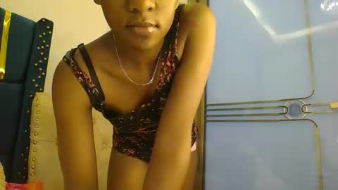 Snapshot of zariah011 chatting on 02/27/26, 07:36 zariah online show from 02/27/26, 07:36