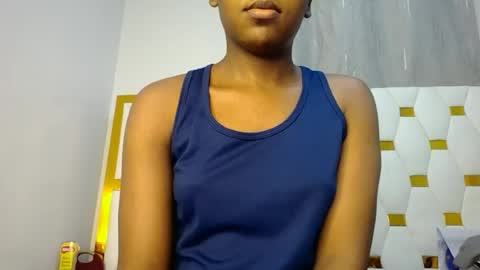 Snapshot of zariah011 chatting on 06/24/26, 09:25 zariah online show from 06/24/26, 09:25