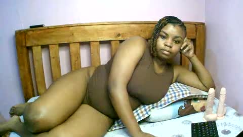 Snapshot of zariamonet chatting on 07/26/26, 04:47 zariamonet online show from 07/26/26, 04:47