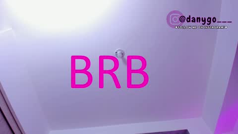 Snapshot of zarianaevanz chatting on 02/25/25, 12:36 Zariana online show from 02/25/25, 12:36