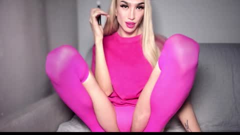 ZARINA online show from 12/08/24, 09:08