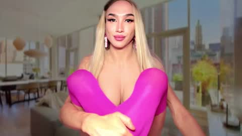 ZARINA online show from 02/07/25, 01:15