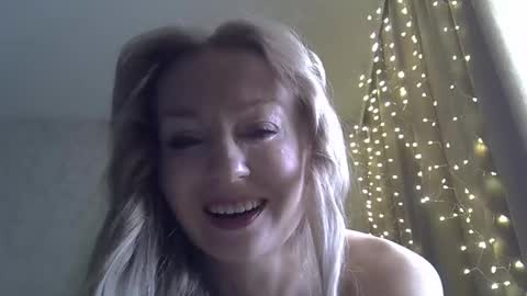 Zarina Swift online show from 12/21/25, 07:37