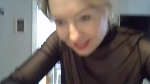 Zarina Swift online show from 04/15/26, 04:52