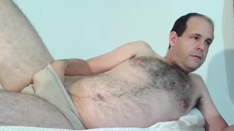 Snapshot of zasss40 chatting on 12/02/25, 01:22 Alex online show from 12/02/25, 01:22