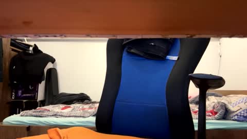 Snapshot of zavnikrok chatting on 01/10/25, 10:15 Zavnikrok online show from 01/10/25, 10:15