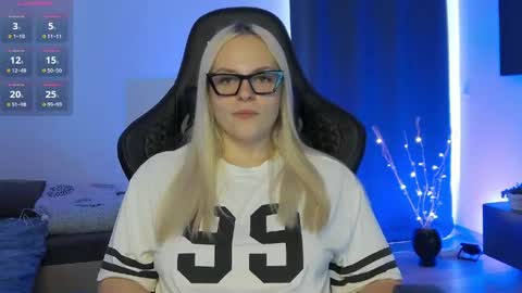 Zaya Izback -  online show from 04/26/26, 03:32