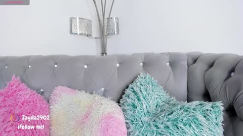  Zayda  online show from 02/03/25, 07:10