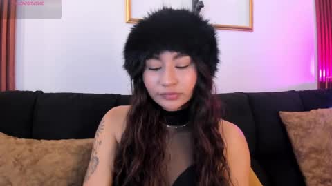  Zayda  online show from 10/15/25, 08:09