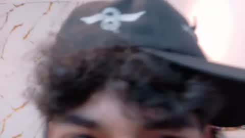 Snapshot of zayn_fox32 chatting on 06/30/26, 07:04 Zayn online show from 06/30/26, 07:04