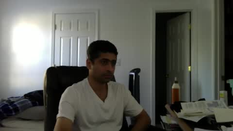 Snapshot of zee20241 chatting on 12/24/24, 02:33 zee20241 online show from 12/24/24, 02:33