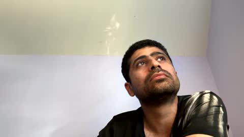 Snapshot of zee20241 chatting on 09/12/25, 02:17 zee20241 online show from 09/12/25, 02:17