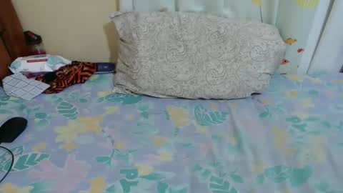 Snapshot of zeina_gen chatting on 10/20/25, 05:41 flabby online show from 10/20/25, 05:41