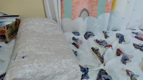 Snapshot of zeina_gen chatting on 07/15/26, 10:42 flabby online show from 07/15/26, 10:42