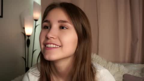 Emilia online show from 09/16/25, 03:07