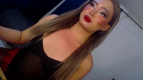 zemi_max online show from 03/15/26, 08:53