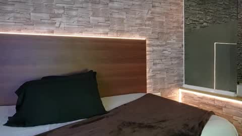 zenda_biancha online show from 04/23/26, 11:53