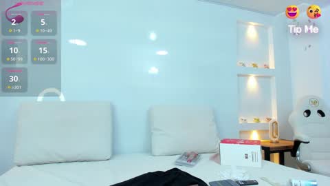 Zenda Evans online show from 02/07/25, 03:55