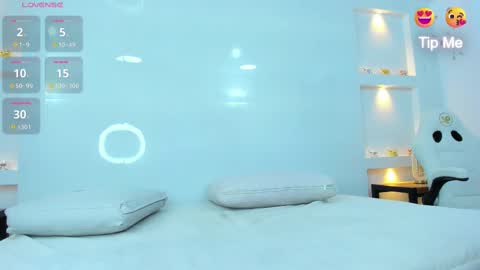 Zenda Evans online show from 02/27/25, 10:37