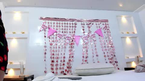 Zenda Evans online show from 02/09/26, 03:43