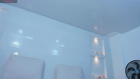 Zenda Evans online show from 03/31/26, 03:52