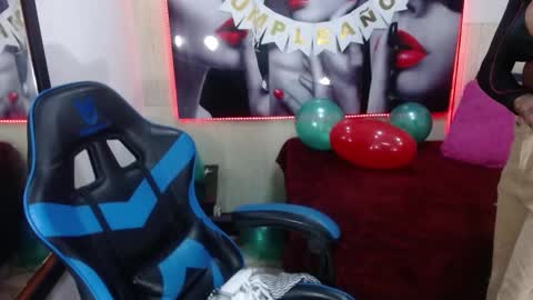 Zendaya Wilson online show from 02/11/25, 11:21