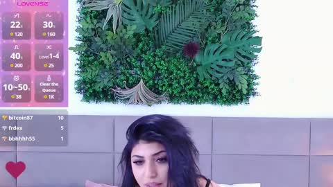 Snapshot of zendayaclark chatting on 12/11/24, 06:47 Zendaya online show from 12/11/24, 06:47