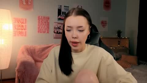 Snapshot of zeneexe chatting on 02/28/26, 07:37 Lara online show from 02/28/26, 07:37