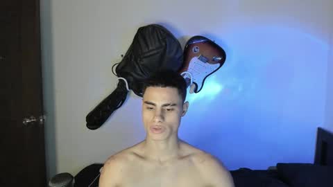 zenzhu online show from 12/21/24, 10:40