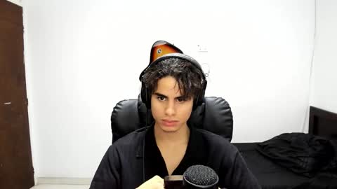 zenzhu online show from 11/27/25, 09:50