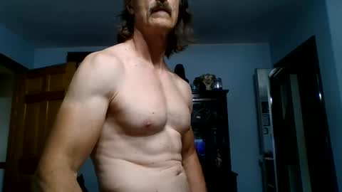 Snapshot of zenr405 chatting on 09/22/25, 05:26 zenr405 online show from 09/22/25, 05:26