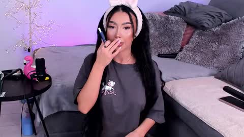 Snapshot of zenydaxbelle chatting on 02/05/26, 12:54 Zenyda online show from 02/05/26, 12:54