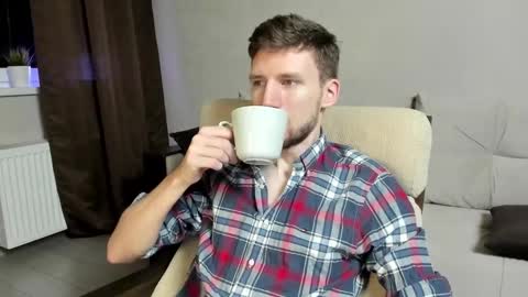 Andrew online show from 02/19/25, 04:55