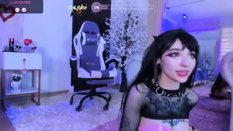    online show from 02/16/25, 08:22