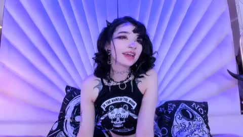    online show from 02/17/25, 08:26