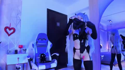    online show from 02/23/25, 05:07