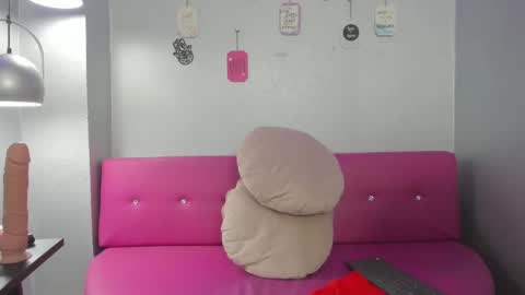 Snapshot of zephyra_angels1 chatting on 12/21/24, 01:47 ZEPHYRA ANGELS online show from 12/21/24, 01:47
