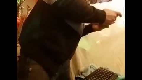 zero online show from 01/01/25, 09:07