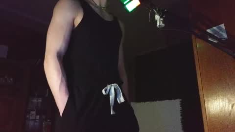 Snapshot of zeroreaction chatting on 04/04/26, 07:33 zeroreaction online show from 04/04/26, 07:33