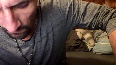 Snapshot of zervale chatting on 01/15/25, 10:02 zervale online show from 01/15/25, 10:02