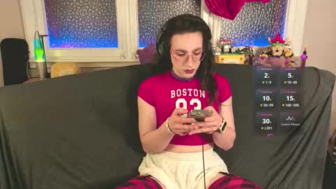 Snapshot of zesty_peach chatting on 02/13/26, 01:12 zesty_peach online show from 02/13/26, 01:12