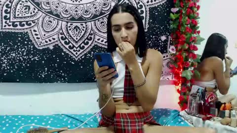 zeus693769 online show from 06/19/26, 02:38