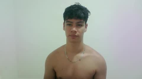 Snapshot of zeus_183 chatting on 09/12/25, 02:00 zeus_183 online show from 09/12/25, 02:00