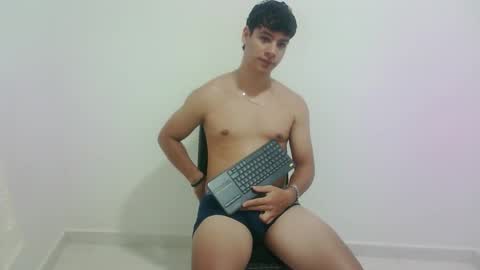 Snapshot of zeus_183 chatting on 09/17/25, 12:56 zeus_183 online show from 09/17/25, 12:56