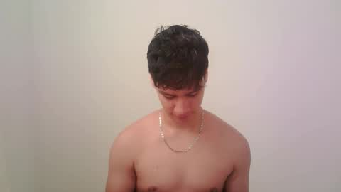 Snapshot of zeus_183 chatting on 10/19/25, 02:50 zeus_183 online show from 10/19/25, 02:50