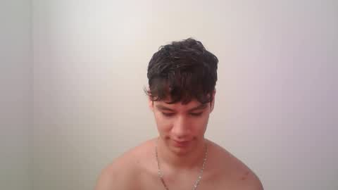 Snapshot of zeus_183 chatting on 10/23/25, 01:54 zeus_183 online show from 10/23/25, 01:54