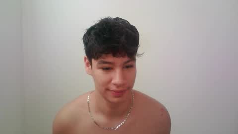 Snapshot of zeus_183 chatting on 10/24/25, 01:40 zeus_183 online show from 10/24/25, 01:40