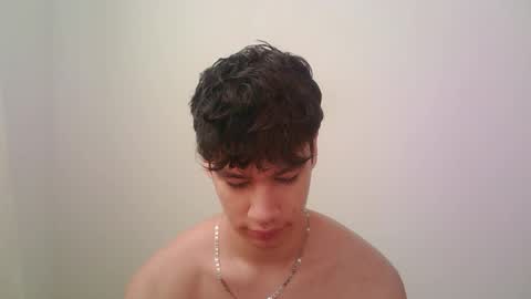 Snapshot of zeus_183 chatting on 11/04/25, 02:16 zeus_183 online show from 11/04/25, 02:16